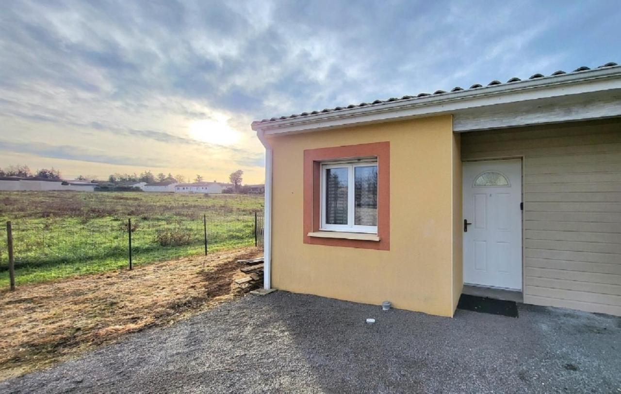 Logement Thermale Et De Tourisme Les Acacias 6 Jonzac Buitenkant foto